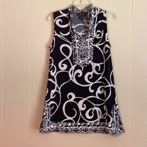 Black/White print top long 95%Polyester 5%Spandex